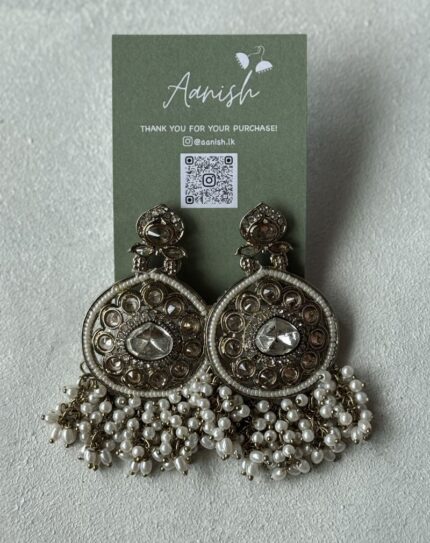 Dull Gold Earrings with Pearls