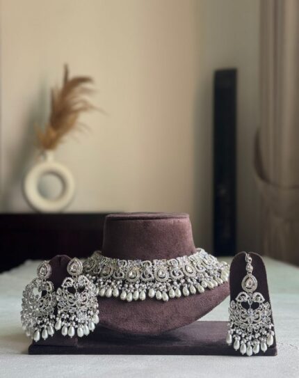 Zei Choker Set